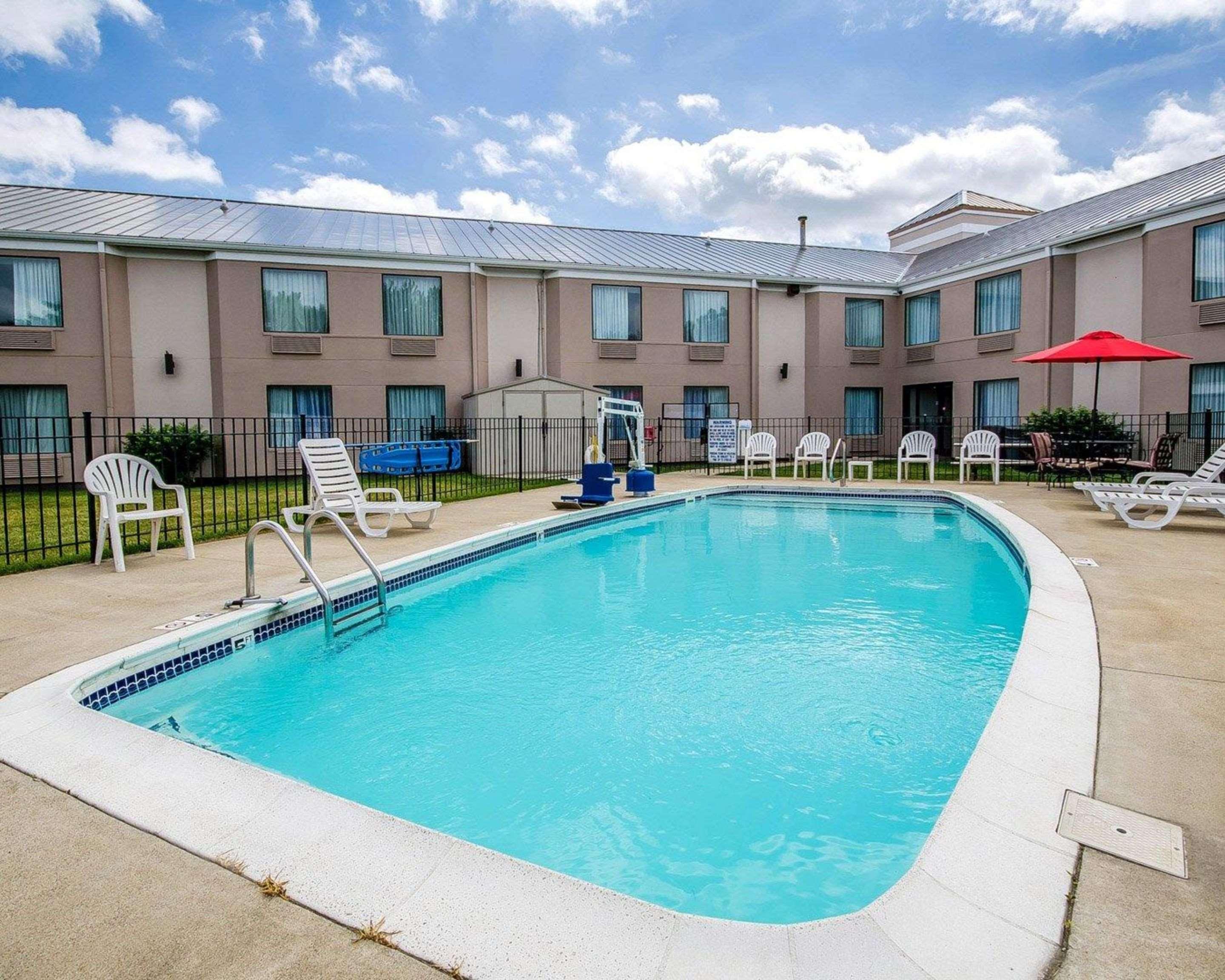 Sleep Inn Louisville Airport & Expo Exteriör bild